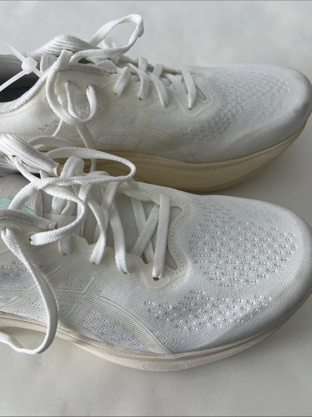 Asics Gel Kayano 30 White / White Running Shoes Men's 8.5 - Picture 4 of 13